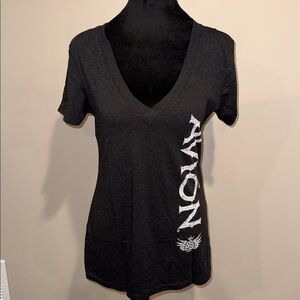 Avion Tequila gray V-neck soft T-Shirt sz M